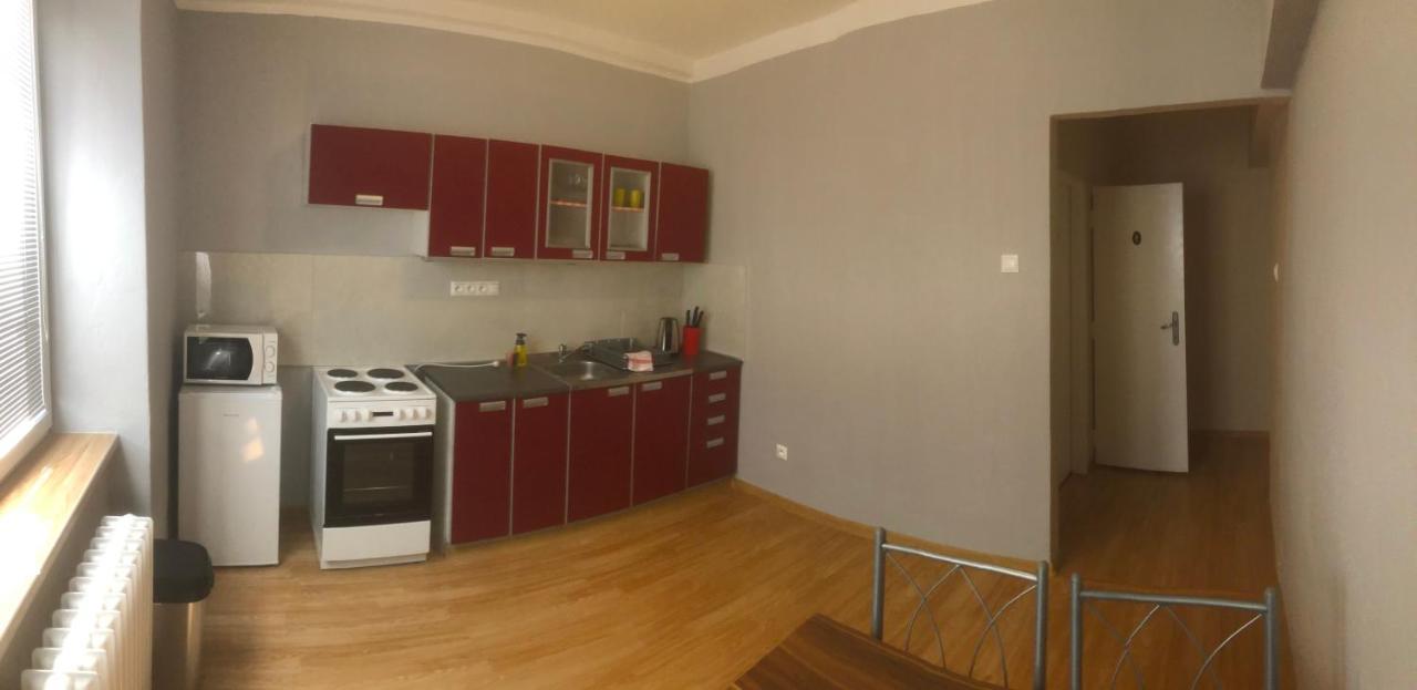 Apartman Bea, Snp 12 Velky Krtis Apartment ภายนอก รูปภาพ